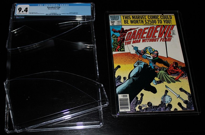 Cracked damaged comic book slab case